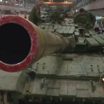 Los rusos se preparan para restaurar los tanques T-72A de la década de 1980