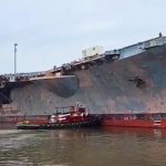 El famoso ex-USS John F. Kennedy emprende su último viaje.
