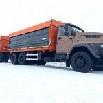 La Fábrica de automóviles de los Urales ha lanzado un volquete gigante