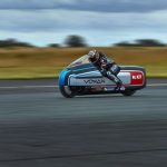 Por qué la motocicleta eléctrica más rápida del mundo utiliza hielo para funcionar