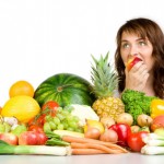 Comer fruta después de comer y beber agua en la comida engorda. ¡Mitos al poder!