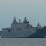 El portahelicópteros turco TCG Anadolu comienza las pruebas oficiales de mar.