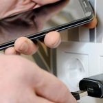 ¿Por qué deberías cargar tus dispositivos regularmente aunque no los uses?