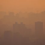 Chile decreta alerta roja en varias comunas por grandes incendios forestales