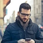 Cómo empezar a usar menos el teléfono móvil y fijarte más en tu entorno