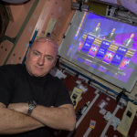 El astronauta Scott Kelly creció 5 cm durante su año en el espacio