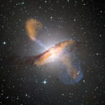 ¡Descubren un agujero negro masivo formado por 3 galaxias espirales!