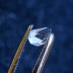 Hallan «cristales de tiempo» en un material que está al alcance de los niños