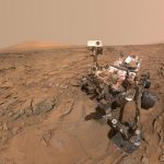 La travesía del robot Curiosity por la meseta de Naukluft.
