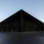 Este pabellón para los juegos de invierno de Corea es el edificio más oscuro del mundo
