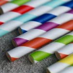 Pajitas comestibles para bebidas fabricadas por bacterias