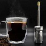 FinalPress es la cafetera más pequeña del mundo, se mete dentro del vaso