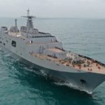 China bota el buque de guerra anfibio Tipo 071E para la Armada Real de Tailandia.