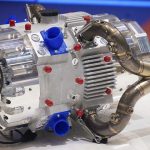Un granadino inventa un motor para coche con el 70% menos de piezas, el doble de potente y silencioso