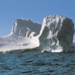 Roba un iceberg para fabricar vodka