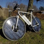 The Solar Bike: Concepto de bicicleta solar con paneles en sus ruedas