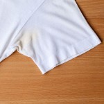 10 trucos para quitar las manchas de sudor fácilmente
