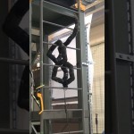 Cada vez más inteligentes: una serpiente robótica aprende a subir las escaleras