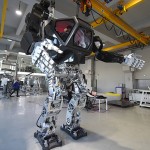 Hankook Mirae nos enseña cómo es el primer robot mecha real