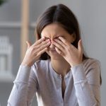Así puedes prevenir la fatiga ocular en el trabajo