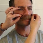¿Eres imberbe? No te preocupes: el negocio de las barbas postizas ha llegado para solucionarlo