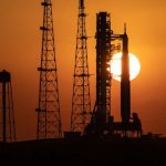 La NASA está lista para la primera prueba en la plataforma de lanzamiento de su enorme cohete lunar