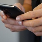 El smartphone tiene diez veces más gérmenes que la taza del baño